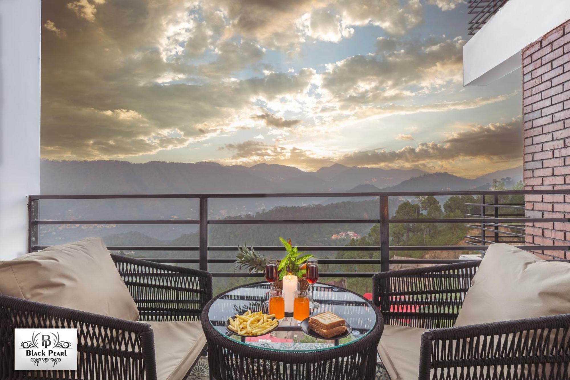 The Blackpearl Hillcrest Касаули Екстериор снимка